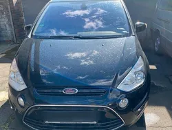Schwarz Gebraucht 2011 Ford S-MAX S Van / Kleinbus | 9.300 €