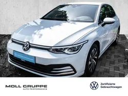Pure white Gebraucht 2022 VW Golf VIII Style Limousine | 25.470 € (Guter Preis)