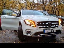 Silber Gebraucht 2018 Mercedes GLA250 SUV | 22.999 € (Fairer Preis)