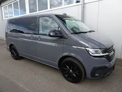Grau Gebraucht 2022 VW T6.1 Van | 52.280 € (Teuer)