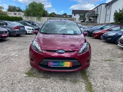 Hot magenta Gebraucht 2009 Ford Fiesta Trend Kleinwagen | 2.900 € (Fairer Preis)