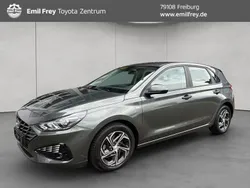 Grau Gebraucht 2023 Hyundai i30 Select Limousine | 18.390 € (Fairer Preis)