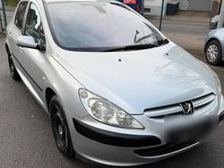Silber Gebraucht 2005 Peugeot 307 Limousine | 4.100 €