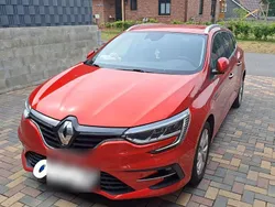 Rot Gebraucht 2021 Renault Mégane IV Zen Kombi | 16.980 € (Fairer Preis)