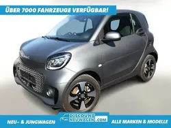 Graphite grey Gebraucht 2022 Smart ForTwo Electric Drive Passion Kleinwagen | 14.209 € (Etwas zu teuer)