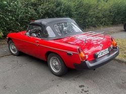 Rot Gebraucht 1978 MG B Cabrio | 11.111 €