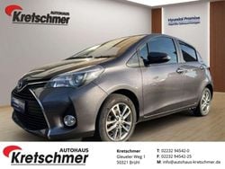 Grey metallic Gebraucht 2015 Toyota Yaris Comfort Limousine | 8.980 € (Fairer Preis)
