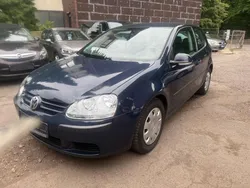 Blau Gebraucht 2005 VW Golf V Trendline Limousine | 3.300 € (Fairer Preis)