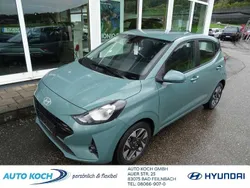 Mangrove green / mic) (gruen Neu 2025 Hyundai i10 Trend Kleinwagen | 18.990 € (Fairer Preis)