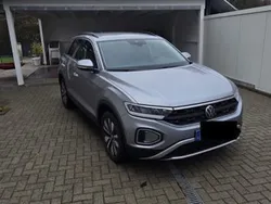 Silber Gebraucht 2023 VW T-Roc Move SUV | 27.300 € (Guter Preis)