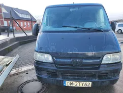 Blau Gebraucht 2006 Peugeot Boxer Van | 900 €
