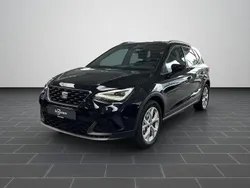 Schwarz (metallic) Gebraucht 2024 Seat Arona FR SUV | 21.990 € (Fairer Preis)