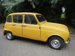 Gelb Gebraucht 1969 Renault R4 Limousine | 2.500 €