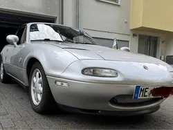 Silber Gebraucht 1998 Mazda MX5 Cabrio | 10.700 €