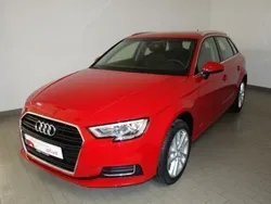 Rot metallic Gebraucht 2019 Audi A3 Sportback Design Limousine | 26.800 €