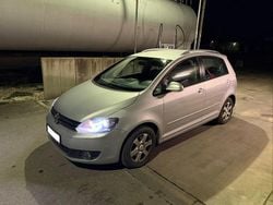 Silber Gebraucht 2011 VW Golf Plus Cross Highline Van / Kleinbus | 6.900 € (Fairer Preis)