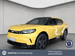 Vivid yellow Neu 2025 Ford Capri Premium Limousine | 50.290 € (Superpreis)