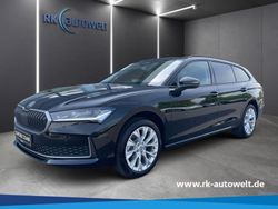 Ebony schwarz metallic Neu 2024 Skoda Superb Selection Kombi | 43.980 € (Fairer Preis)