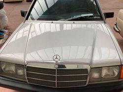Silber Gebraucht 1986 Mercedes 190 Limousine | 3.350 €