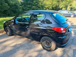 Schwarz Gebraucht 2010 Peugeot 206+ Kleinwagen | 1.900 €