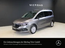 Grau Gebraucht 2024 Mercedes EQT200 Van / Kleinbus | 26.960 € (Fairer Preis)