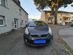 Grau Gebraucht 2014 Kia Venga Kleinwagen | 5.900 € (Guter Preis)
