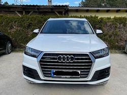 Weiß Gebraucht 2017 Audi Q7 Ambiente SUV | 43.000 € (Fairer Preis)