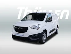 Weiß Gebraucht 2022 Opel Combo Edition Van / Kleinbus | 15.480 € (Guter Preis)