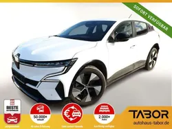 Weiß (gletscherweiß) Gebraucht 2022 Renault Mégane Equilibre Limousine | 20.988 € (Guter Preis)