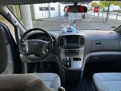 Blau Gebraucht 2017 Hyundai H-1 Van / Kleinbus | 18.999 €