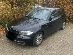 Schwarz Gebraucht 2009 BMW 116 Kleinwagen | 2.000 €