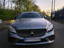 Grau Gebraucht 2019 Mercedes C300 Coupé | 31.500 €