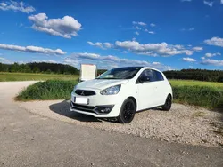Weiß Gebraucht 2019 Mitsubishi Space Star Diamant Edition Kleinwagen | 8.500 € (Guter Preis)