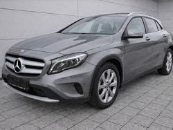 Grau Gebraucht 2017 Mercedes GLA200 SUV | 11.980 € (Superpreis)