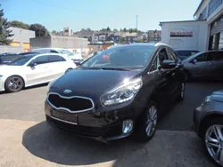 Cassisschwarz met. Gebraucht 2015 Kia Carens Vision Van / Kleinbus | 8.500 € (Superpreis)