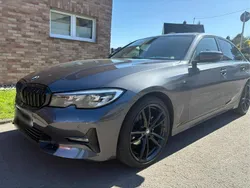 Grau Gebraucht 2019 BMW 318 Limousine | 27.500 €