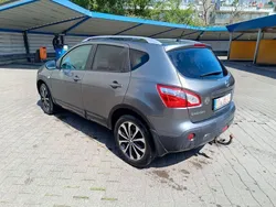 Grau Gebraucht 2012 Nissan Qashqai Tekna SUV | 5.999 € (Fairer Preis)