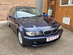 Blau Gebraucht 2004 BMW 320 Sport Line Coupé | 7.980 € (Etwas zu teuer)