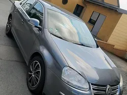 Grau Gebraucht 2007 VW Jetta Limousine | 5.500 € (Fairer Preis)