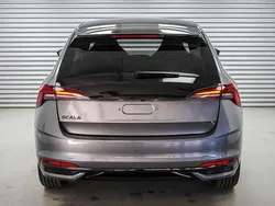 Graphite grau metallic (5x) graphite grau metallic (5x) Gebraucht 2025 Skoda Scala Monte Carlo Kleinwagen | 28.469 € (Teuer)