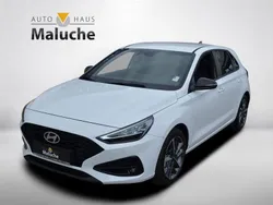 Atlas white / sol Gebraucht 2024 Hyundai i30 Limousine | 21.890 € (Fairer Preis)