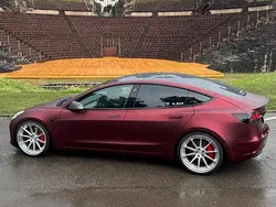 Rot Gebraucht 2019 Tesla Model 3 Performance Limousine | 33.000 €