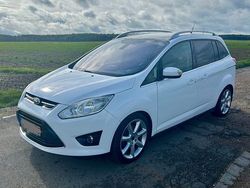 Weiß Gebraucht 2011 Ford C-MAX Titanium Van / Kleinbus | 5.799 € (Fairer Preis)