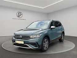 Petroleum blue metallic Gebraucht 2022 VW Tiguan Allspace Elegance SUV | 30.850 € (Fairer Preis)