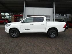 Schneeweiß Gebraucht 2024 Toyota HiLux Comfort Abholung | 47.690 € (Fairer Preis)