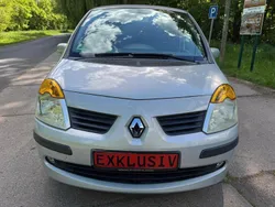 Silber Gebraucht 2004 Renault Modus Dynamique Van / Kleinbus | 2.580 € (Teuer)