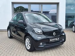 Schwarz Gebraucht 2017 Smart ForFour Passion Limousine | 8.440 € (Fairer Preis)