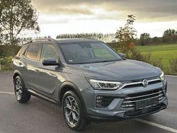 Grau Gebraucht 2019 Ssangyong (KGM) Korando Sapphire SUV | 13.650 € (Superpreis)