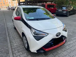 Weiß Gebraucht 2019 Toyota Aygo X-clusiv Kleinwagen | 9.500 € (Fairer Preis)