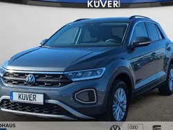 Grau Gebraucht 2024 VW T-Roc Life SUV | 26.450 € (Superpreis)